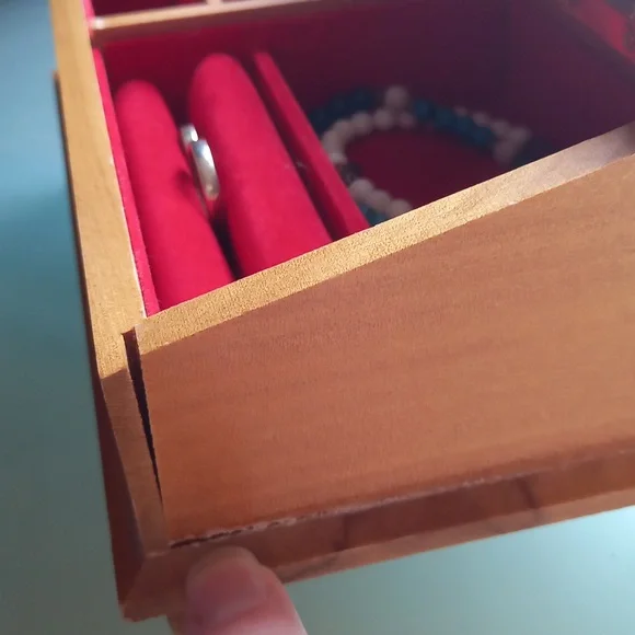 Holly Hobbie Little Girls Music Jewelry Box Wood - Picture 4 of 8